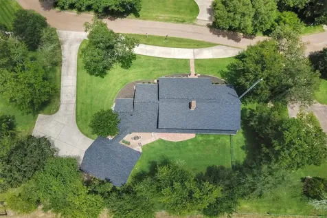 925 Standley Road Madisonville TX 77864