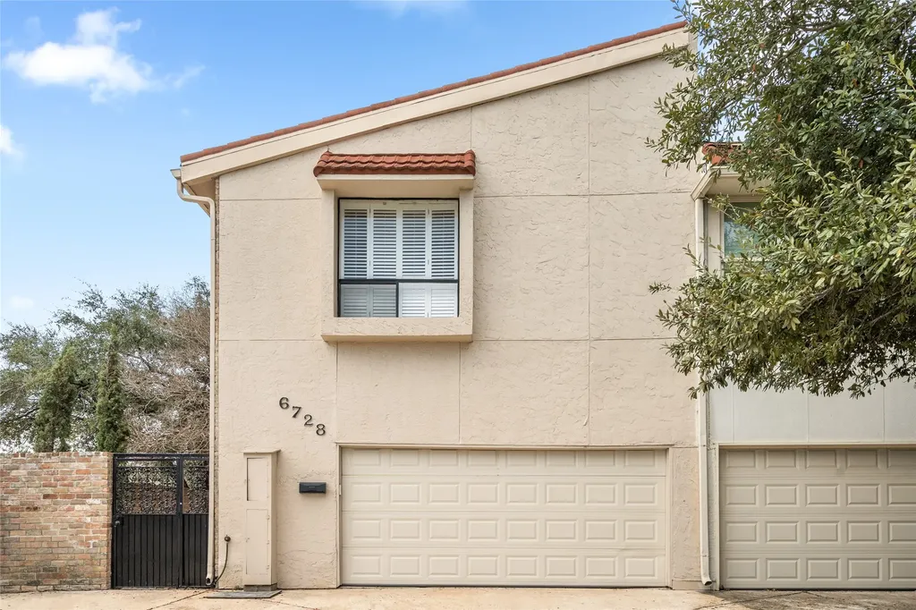 6728 Buffalo Speedway West University Place TX 77005