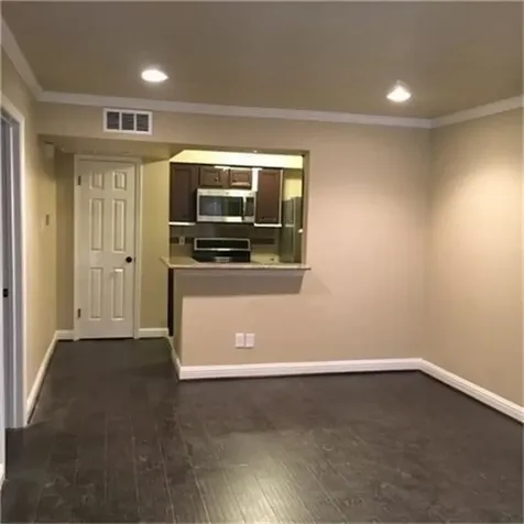 4643 Wild Indigo Street 385 Houston TX 77027