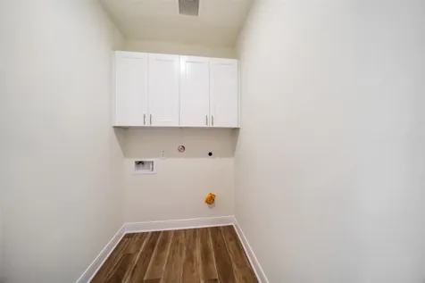 410 W Marlin Street W Willis TX 77378
