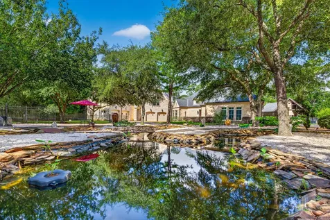 728 Crestbend Drive Houston TX 77042