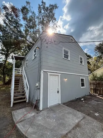 211 #B W South Street Alvin TX 77511