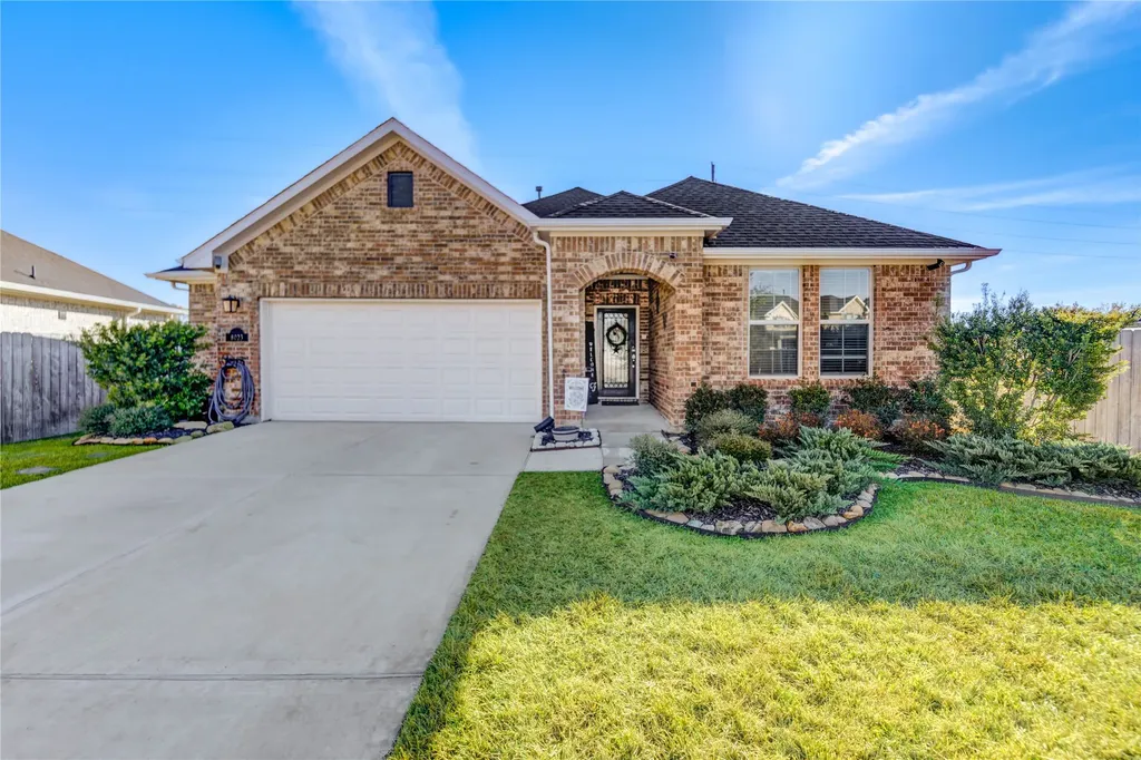 8023 Royal Palm Drive Fulshear TX 77441