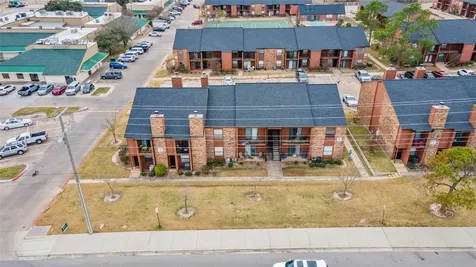 904 University Oaks Boulevard 73 College Station TX 77840