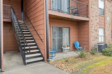 904 University Oaks Boulevard 73 College Station TX 77840