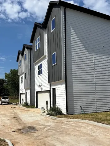 1032 Marcolin Street Houston TX 77088