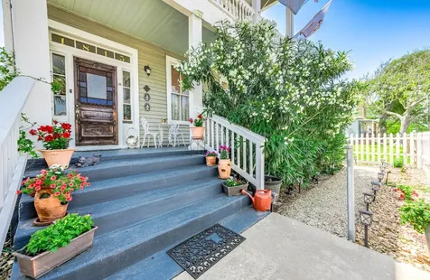 1815 Ursuline Street Galveston TX 77550