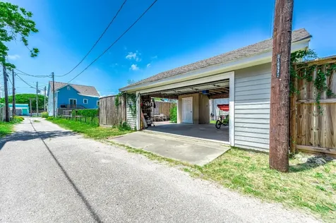 1815 Ursuline Street Galveston TX 77550