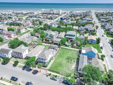 1815 Ursuline Street Galveston TX 77550