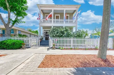 1815 Ursuline Street Galveston TX 77550