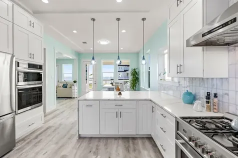 9417 Vista Bella Galveston TX 77554