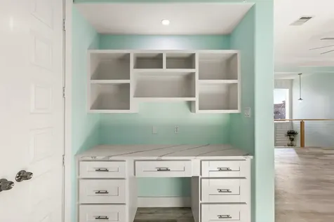 9417 Vista Bella Galveston TX 77554