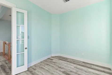 9417 Vista Bella Galveston TX 77554