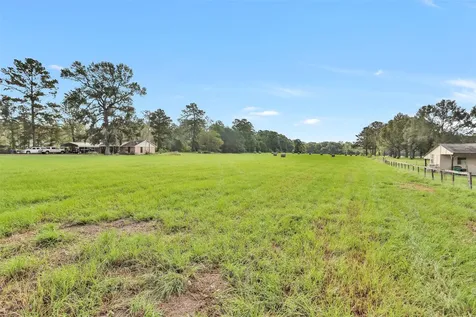 0000 W Fm 2693 New Waverly TX 77358
