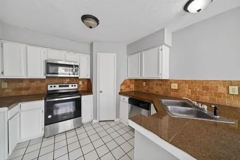 6426 Old Chatham Lane Houston TX 77035