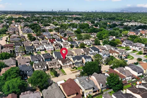 6426 Old Chatham Lane Houston TX 77035