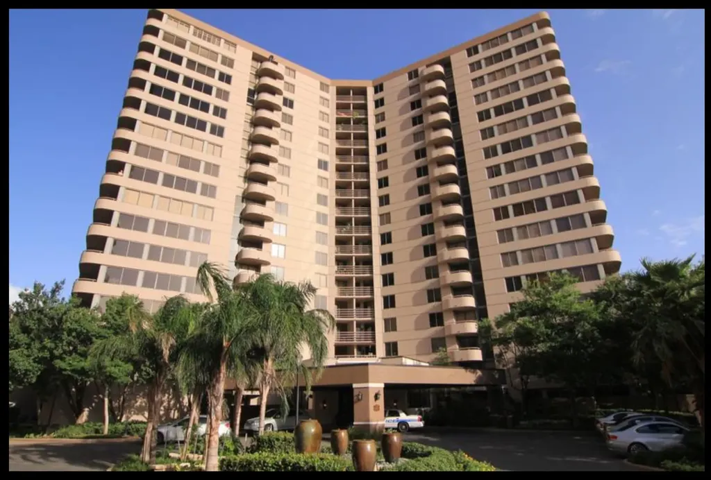 3525 Sage Road 201 Houston TX 77056
