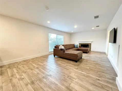1404 Laguna Cove Hutto TX 78634
