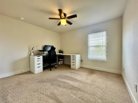 1404 Laguna Cove Hutto TX 78634