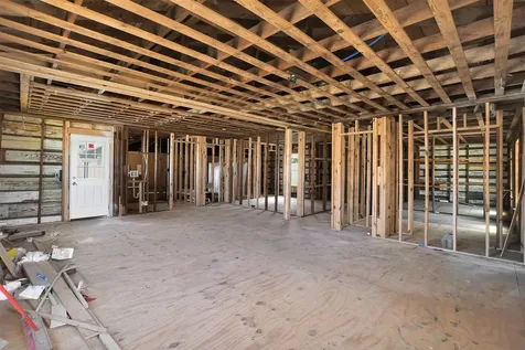122 Commerce Street Magnolia TX 77355