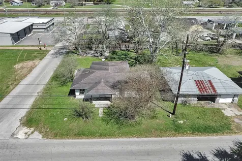 122 Commerce Street Magnolia TX 77355