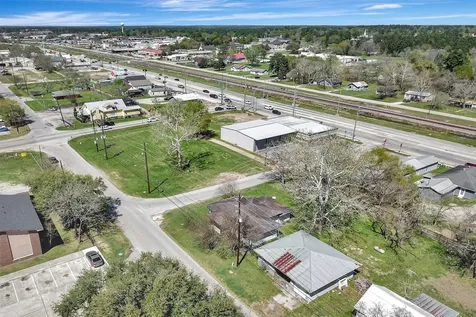 122 Commerce Street Magnolia TX 77355