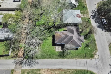 122 Commerce Street Magnolia TX 77355