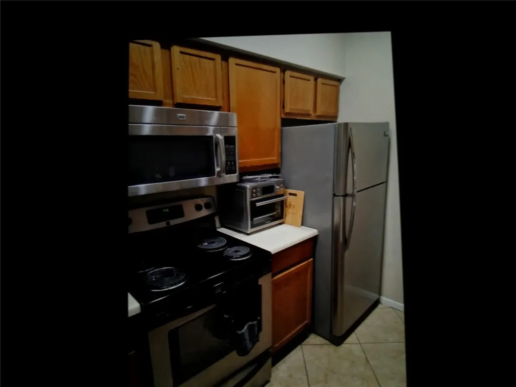 2121 El Paseo Street 1601 Houston TX 77054