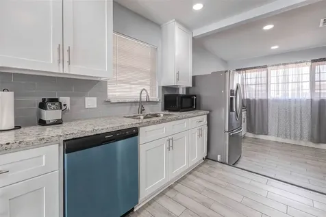 1210 Wilma Lois Avenue Pasadena TX 77502