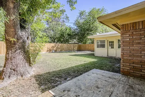 6434 Leader Street Houston TX 77074