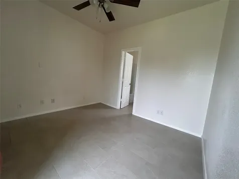 6841 Larkstone Street B Houston TX 77028
