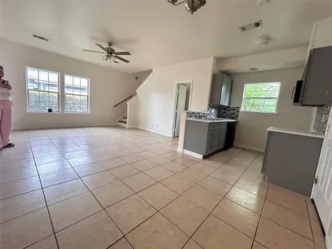 6841 Larkstone Street B Houston TX 77028
