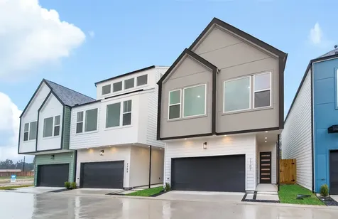 7618 Inwood Hills Lane Houston TX 77088