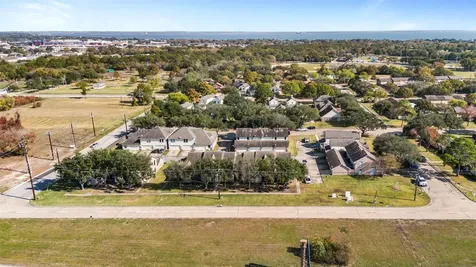 1413 Highway 146 S La Porte TX 77571