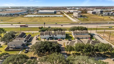 1413 Highway 146 S La Porte TX 77571