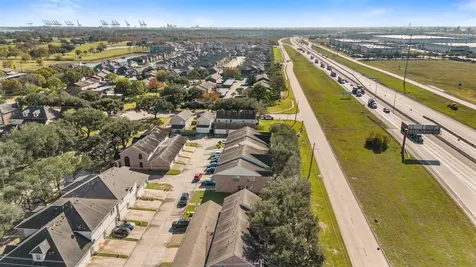 1413 Highway 146 S La Porte TX 77571