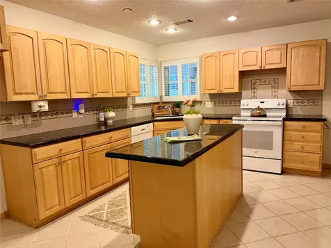 123 Sea Gull Drive Livingston TX 77351
