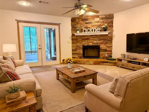 123 Sea Gull Drive Livingston TX 77351