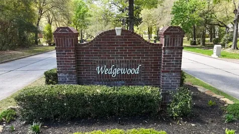 2536 Longmire Road Conroe TX 77304