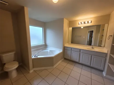 28942 Village Creek Loop Spring TX 77386