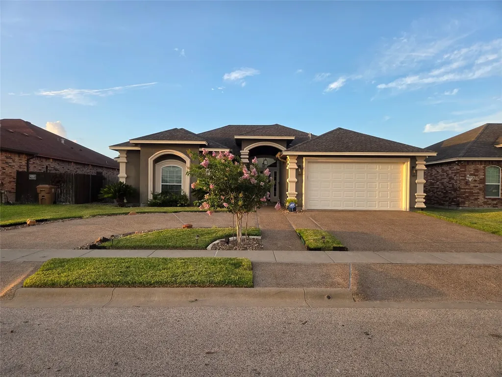 6814 Princess Jean Corpus Christi TX 78414