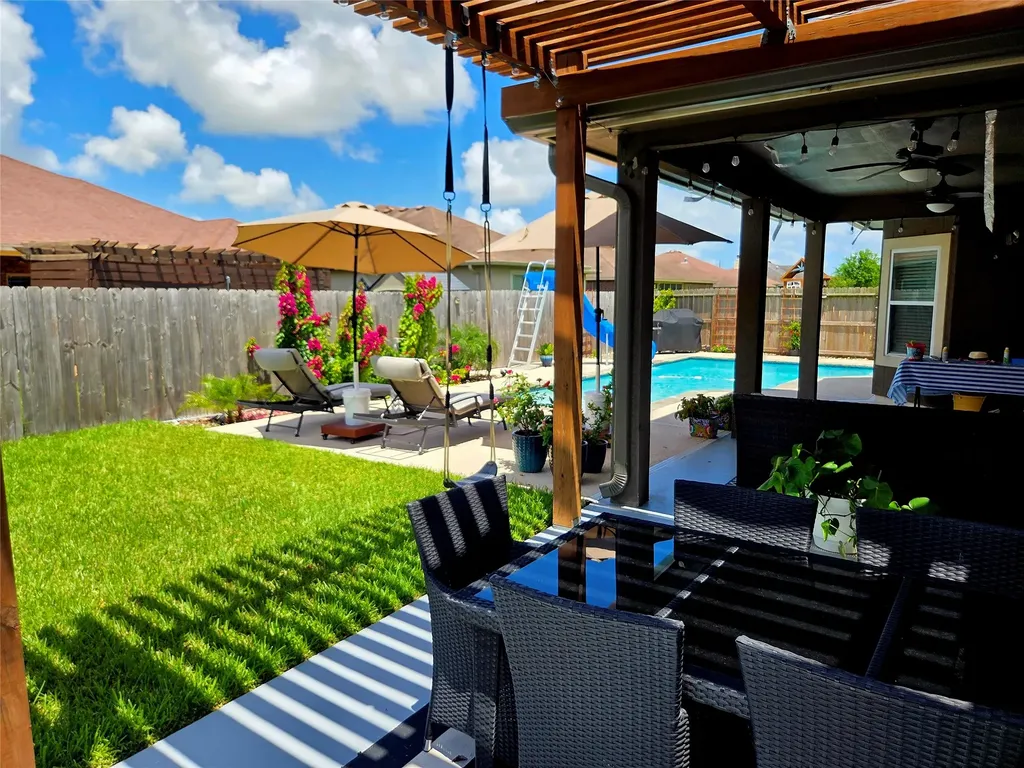 6814 Princess Jean Corpus Christi TX 78414