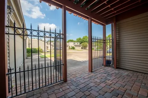 1365 Chardonnay Drive Houston TX 77077