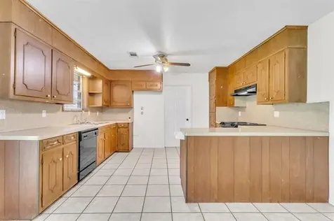 2901 Beldon Drive Port Arthur TX 77642