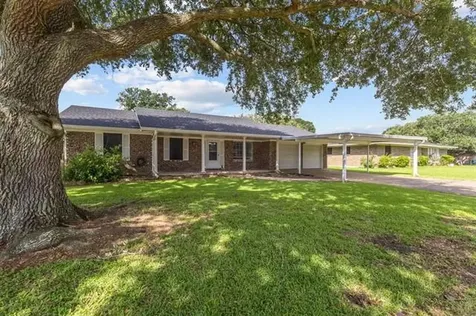 2901 Beldon Drive Port Arthur TX 77642