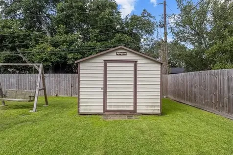 2901 Beldon Drive Port Arthur TX 77642