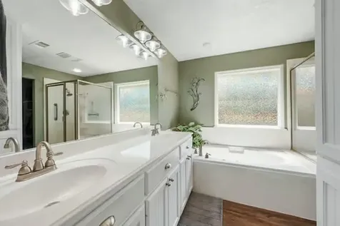 4529 Quiet Waters North Zulch TX 77872