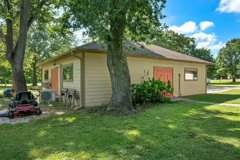 4529 Quiet Waters North Zulch TX 77872