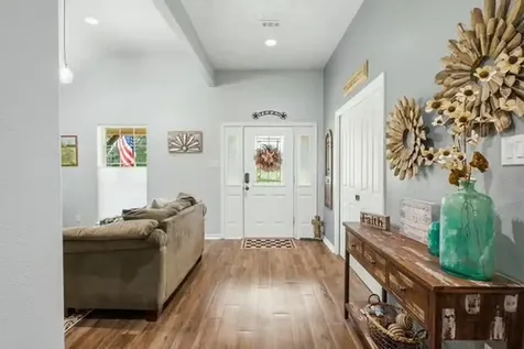 4529 Quiet Waters North Zulch TX 77872