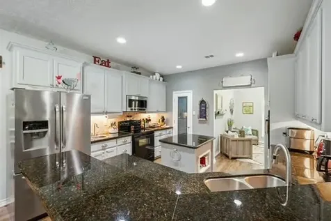 4529 Quiet Waters North Zulch TX 77872